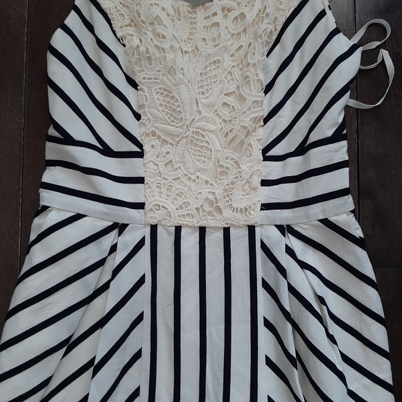 Anthropologie Maeve Chessia Striped Dress Size 2 - Picture 4 of 8